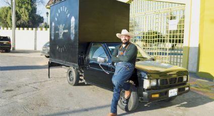 Pone Armando Ramos creatividad con barbería móvil 'Wolf Barber'