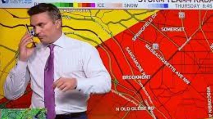 Meteorólogo interrumpe su programa para avisar a sus hijos de un tornado