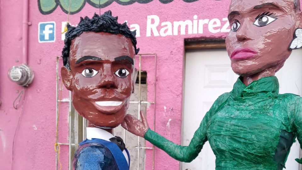 Sin dejar pasar un viral, Piñatería Ramírez lo volvió a hacer sacó sus piñatas alusivas al incómodo momento en los premios de La Academia