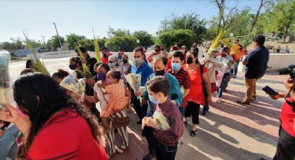 Hacen procesión por Domingo de Ramos