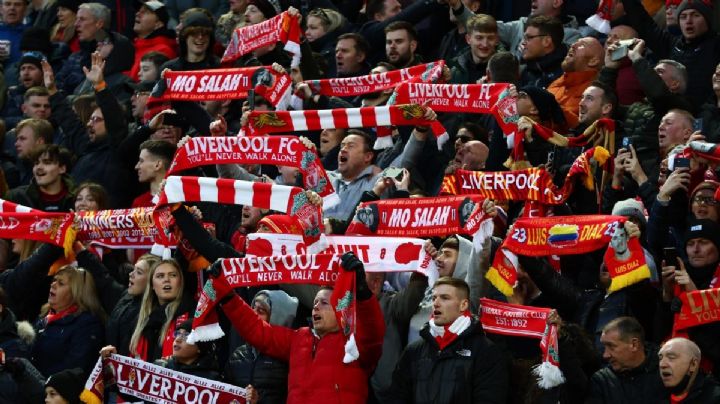 Muere aficionado del Liverpool durante partido de Champions
