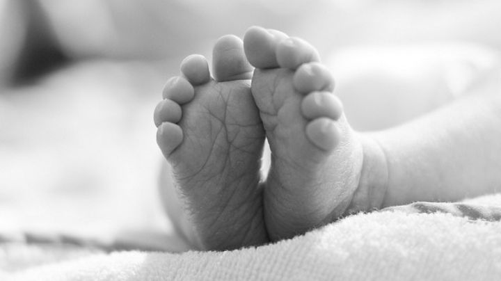 Encuentran cadáver de bebé en las vías del tren; autoridades poblanas abren investigación.