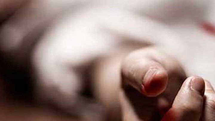 Acuchillan en el vientre a indigente embarazada para sacarle su bebé y venderlo