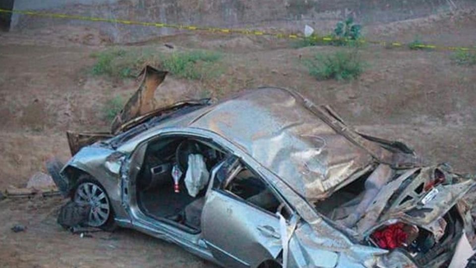 Fue gracias a una llamada que llegó al sistema de emergencia 911, que se pudo saber del accidente de un automóvil que llevaba 4 tripulantes a bordo