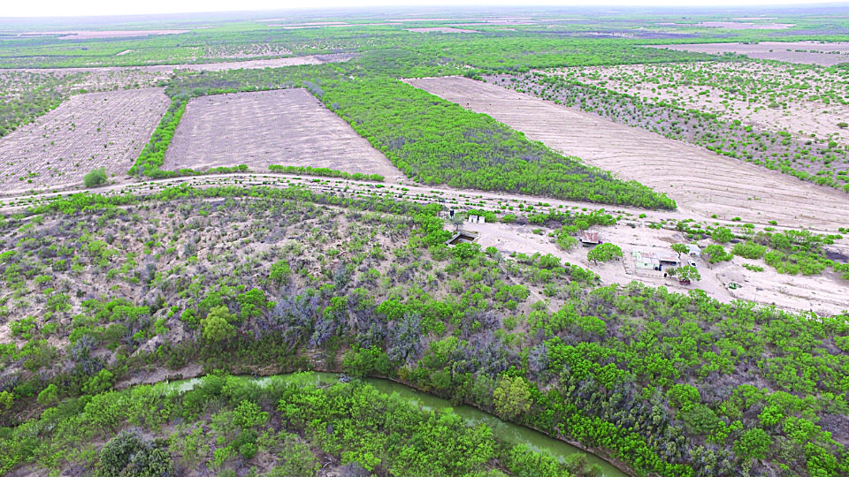 El río Salado se está secando.