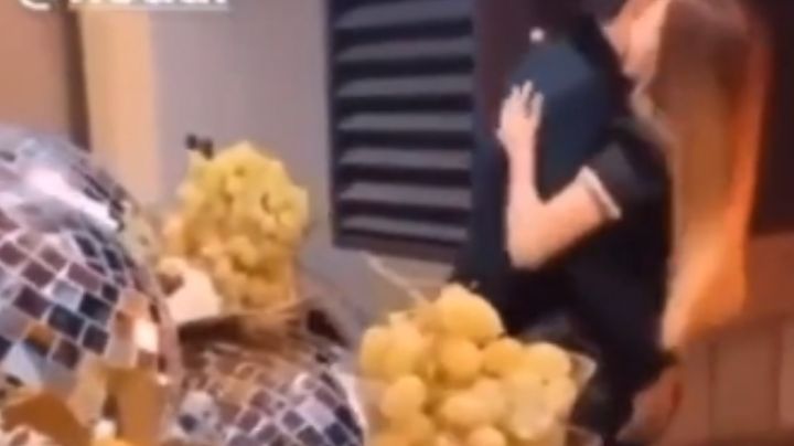 ¡Escándalo! Captan a Christian Nodal tocando inapropiadamente a su hermana