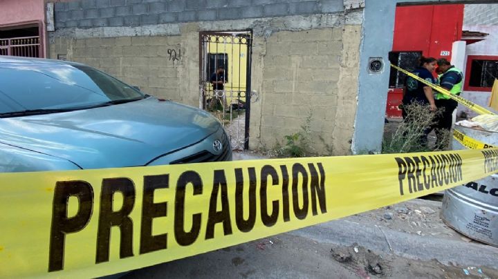 Lo encuentran colgado en el patio, en Villas de San Miguel