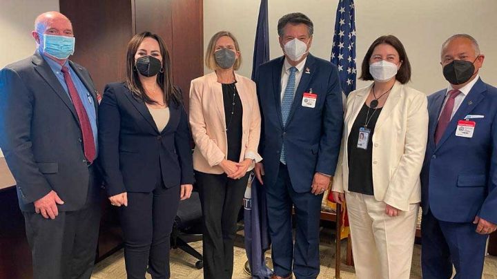 Carmen Lilia viaja a Washington para encontrar soluciones a fenómeno migratorio