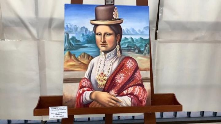 Artista boliviana pinta reinterpretación de la "Monalisa" para enaltecer a comunidad indígena