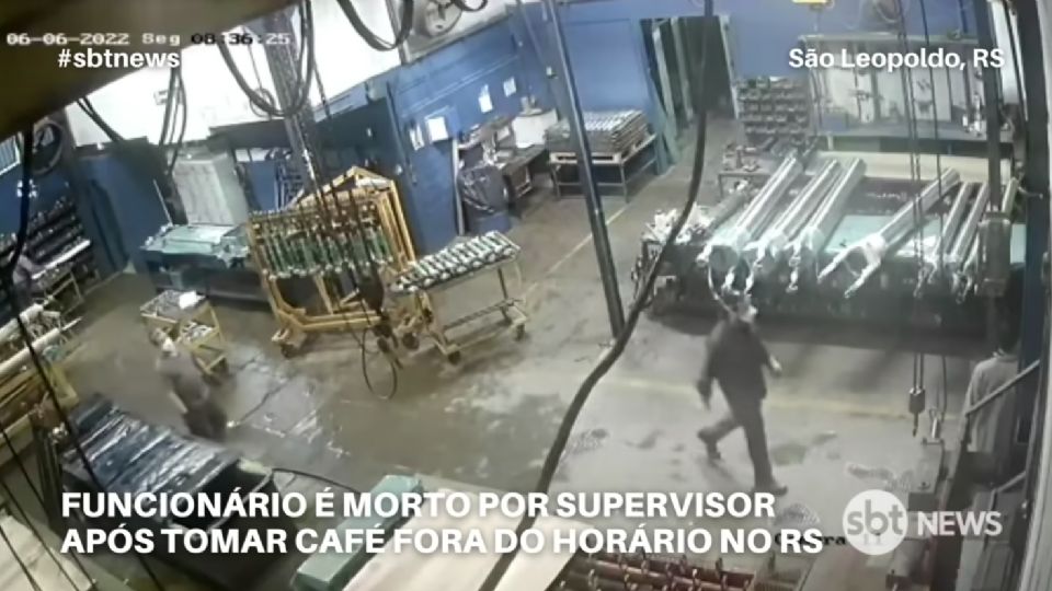 Luego de un reclamo por tomar café, lo apuñaló en el pecho.