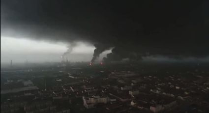 Fuerte explosión en planta petroquímica en Shangaí causa muerte y destrucción. VIDEO