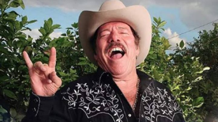 "Tengo agua porque Diosito me la mandó, no me la robo" Lalo mora responde a acusaciones VIDEO