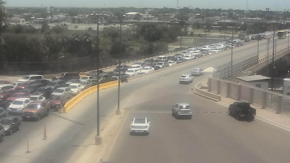 El Puente 2 Juárez-Lincoln por otro lado muestra clara actividad, sin embargo, no se encuentra lleno