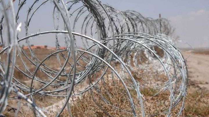 Abbot blinda frontera con kilómetros de alambre de púas