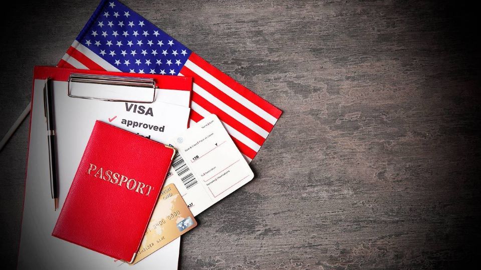 Estados Unidos acordó emitir 300 mil visas de trabajo para suavizar la crisis migratoria