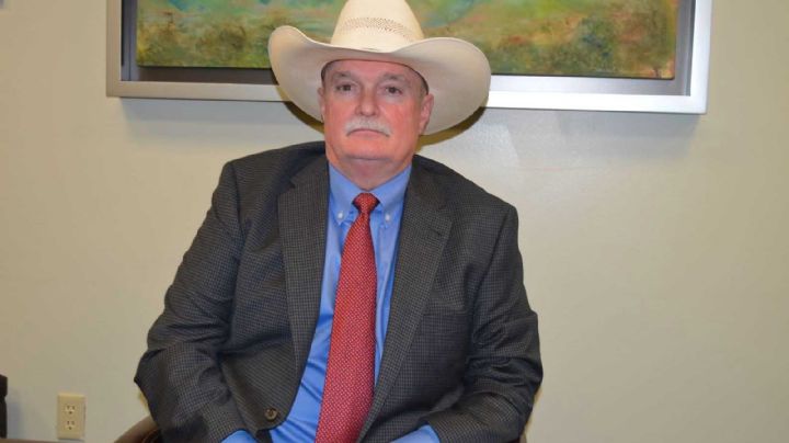 Keith Selman renuncia como Regente Municipal interino