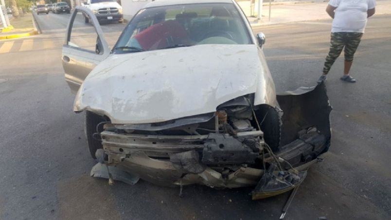 El Chevrolet Cavalier pegó contra el Honda.