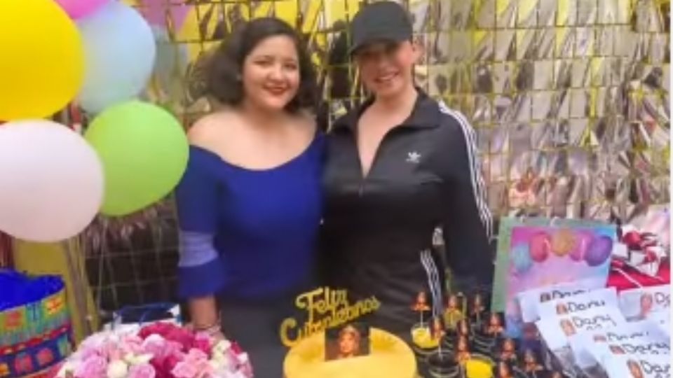 Con el corazón humilde, la Chiquis visitó a una gran admiradora para sorprenderla el día de su cumpleaños