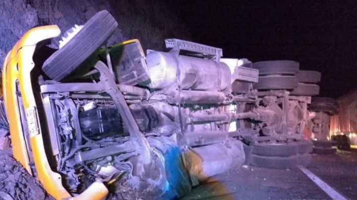 Muere trailero aplastado por su cabina en el tramo Los Chorros