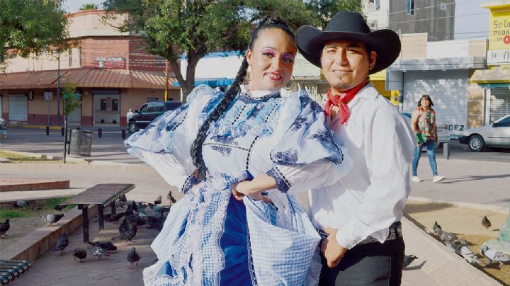 Bailarines neolaredenses recaudan fondos para asistir al Congreso Nacional del IIDDMAC