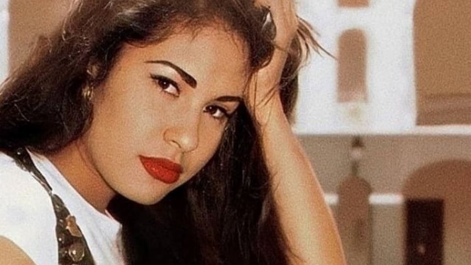 Durante la madrugada de este viernes se estrenó el tan esperado y misterioso sencillo de Selena Quintanilla