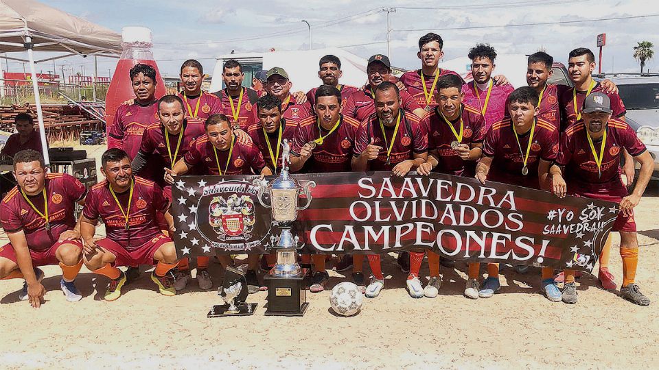 En un gran duelo, Saavedra Olvidados se impuso al superlíder Maletas FC en la Final de Tercera División