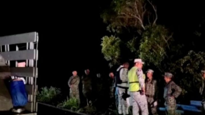 16 soldados heridos tras volcadura de camión en Guerrero