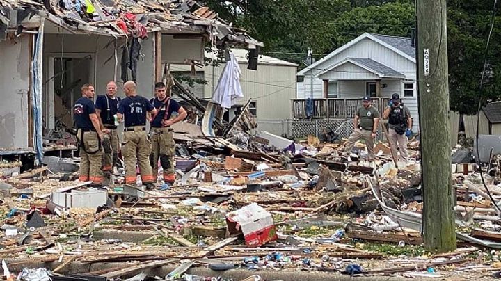Explosión en Indiana destroza 39 casas y mata a 3 personas