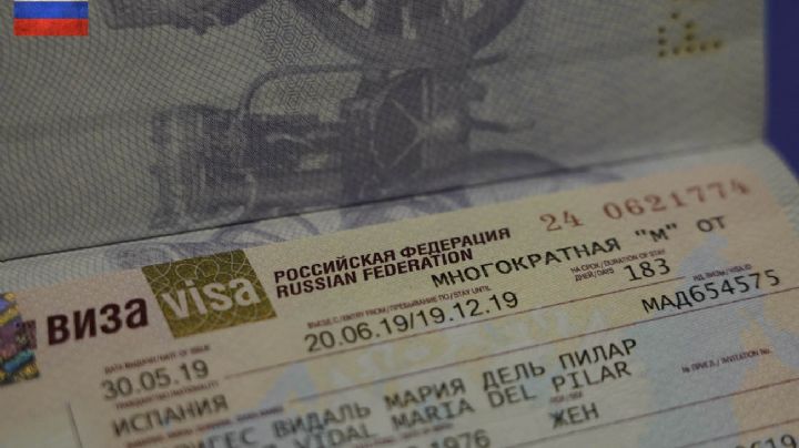 UE estudia la posibilidad de prohibir visado para todos los rusos