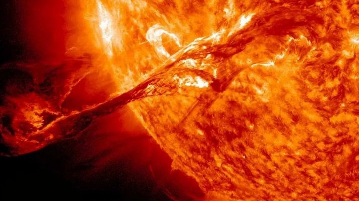 Tormenta solar llegará a la Tierra este miércoles
