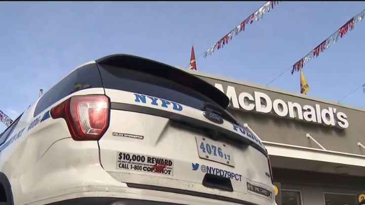 Joven dispara a empleado de McDonald`s por servirle papas fritas frías a su madre