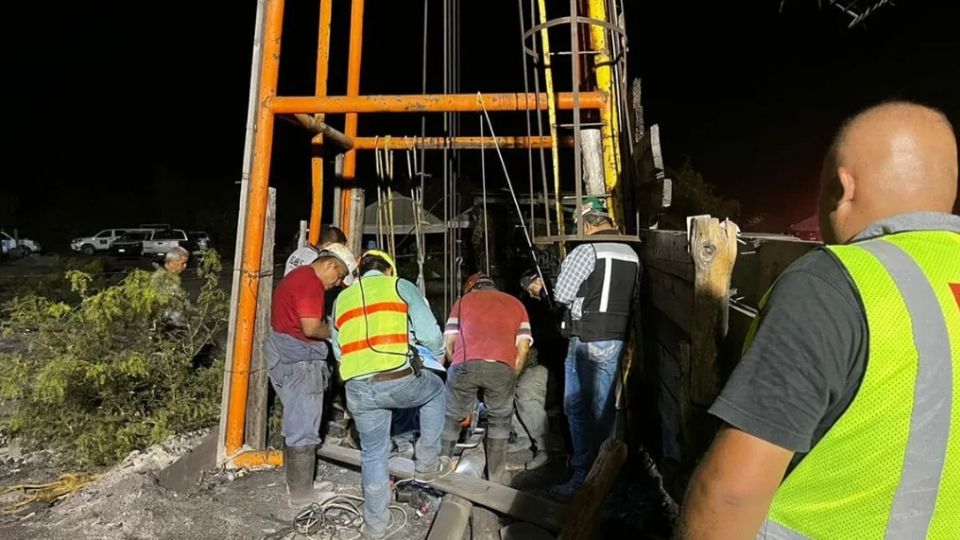 En estos momentos siete bombas de extracción se mantiene activas para drenan el agua de los compartimientos en la mina