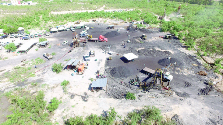 Mineros de Sabinas esperan un milagro