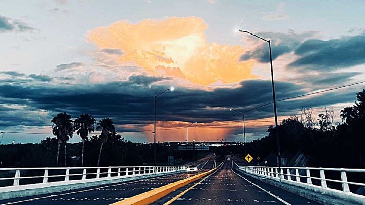 Lluvia y "fuego" en el cielo de los Dos Laredos; se presentan tormentas aisladas