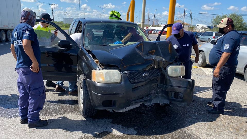 Conductor de una Ford Escape, perdió el control y se estrelló en Carretera Nacional