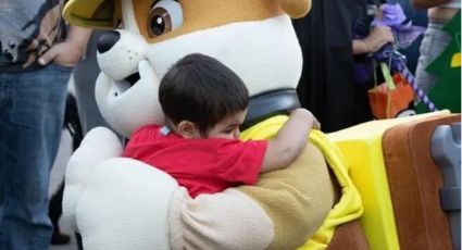 Adelantan fiesta de Halloween para niño con cáncer; está en etapa terminal