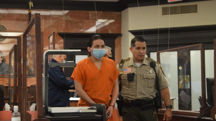 Madre de presunto multihomicida ofrece casa y auto como pago de fianza de su hijo