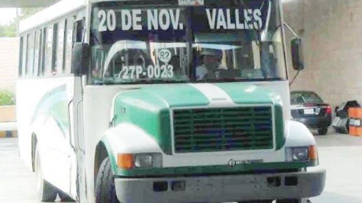 Rutas de camiones de Nuevo Laredo que tardan más en pasar en domingo