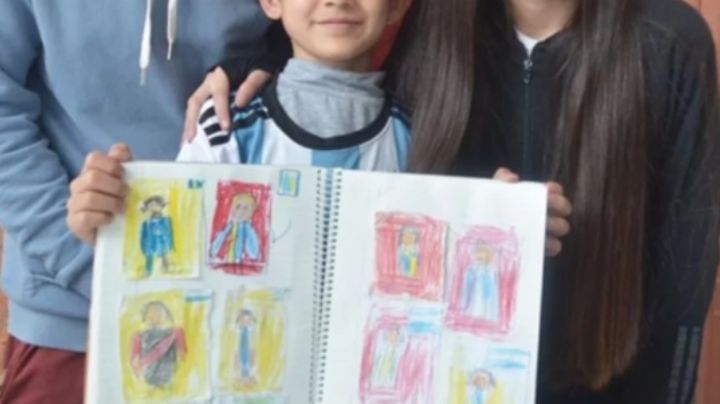 Inocencia de niño: dibuja el álbum Panini del mundial porque su papá no tenía dinero