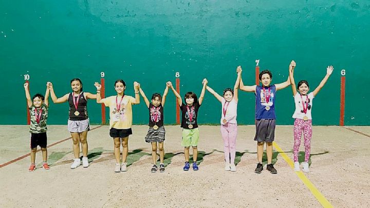 Brilla talento local en Torneo de Frontón 'Independencia'