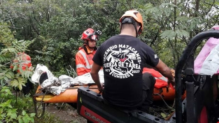 VIDEO I Rescatan a senderista neolaredense en Cerro de la Silla