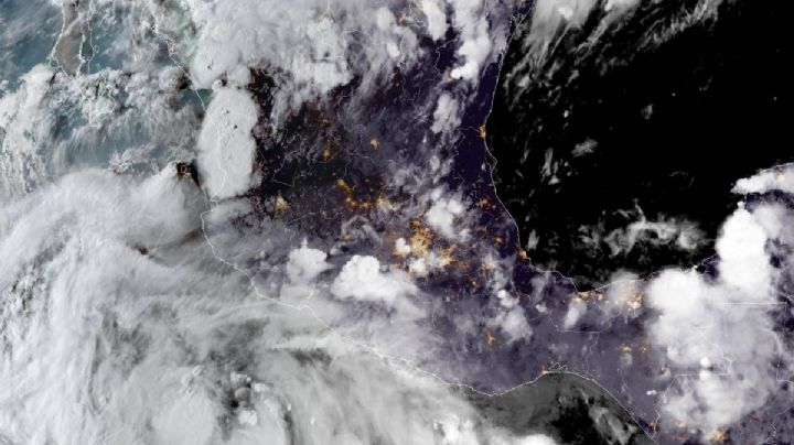 Tormenta tropical Kay se intensifica a huracán categoría 1