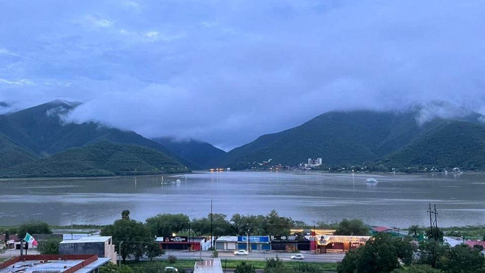 Así amaneció el embalse tras las fuertes luvias que continúan en Nuevo León