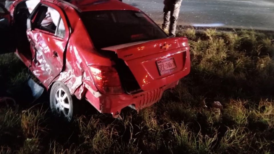 Así quedó el auto compacto en la Carretera Nacional.