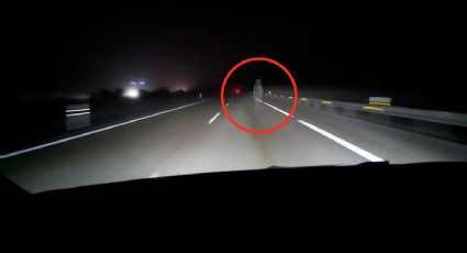 Trailero graba video de fantasma de niña en carretera; ¡aterrador!