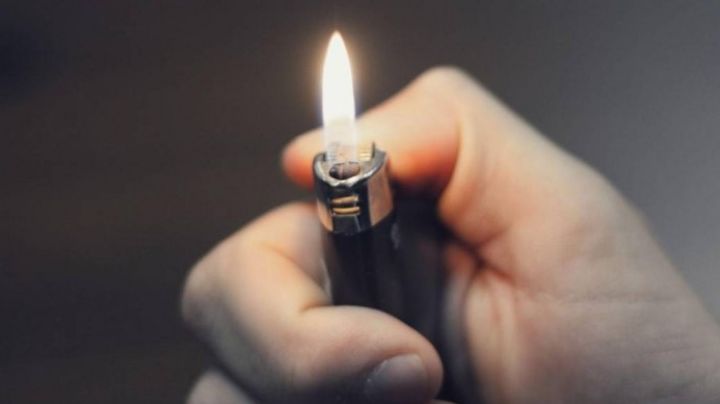 Le roció gasolina a exesposa e hijita y luego las quemó; le dan 24 años de prisión