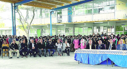 Faltan ocho maestros y más personal en la Secundaria 5