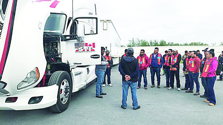 Buscan triplicar cantidad de operadores graduados en Cecati