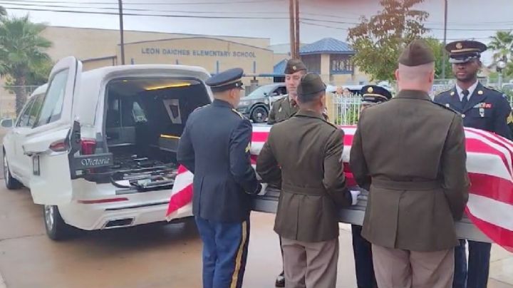 Se llevan a cabo las honras fúnebres del Sargento García, en su natal Laredo