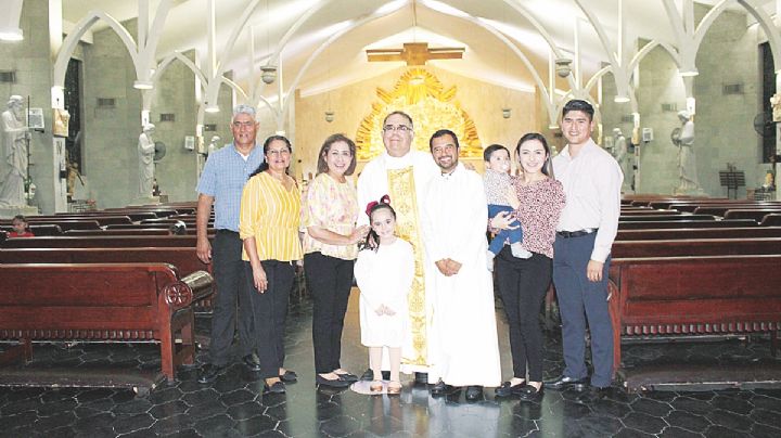 Despiden a padres Rogelio y Medina